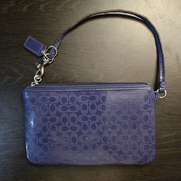 Coach Liquid Gloss Patent Leather Wristlet Purple X Navy - Picture 8 of 8